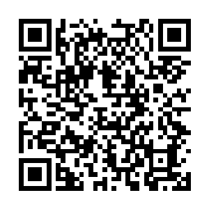 黑气气芒就像利箭一样直射向邪符师蓝小娇的心脏二维码生成