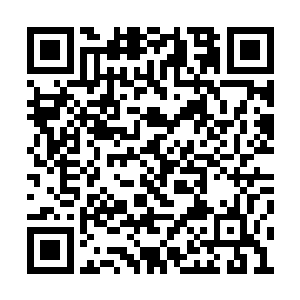 黑色的法术光球被法师塔的魔力增压器转化增强二维码生成