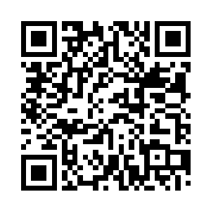 黑衣人拿着匕首在聂离的裤裆上拍了拍二维码生成