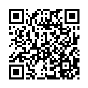 黑衣人的手指对着夏天的酒杯微微一点二维码生成