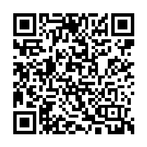 黑衣人眯着眼睛将林烽的样子牢牢的记在了心中二维码生成