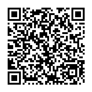 黑衣青年只感觉自己整个人仿佛被一个恐怖的绝世凶兽盯上了一般二维码生成