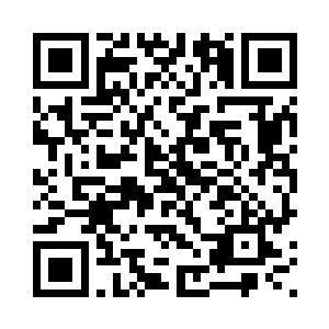 黑袍人眼前瞬间浮现出了一条条线二维码生成