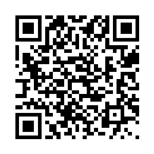 默默地将早餐放在房门口又跑了出去二维码生成