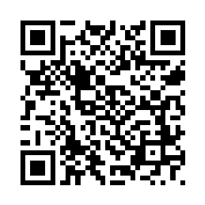 黝黑的皮肤下一条条青筋鼓了起来二维码生成