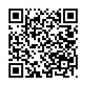 齐叔便从口袋中摸出一百块钱来递给叶凡二维码生成