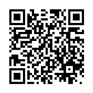 齐尚宫带着几名丫鬟打着伞跟随着二维码生成