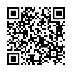 龙天漪不知道的是她现在的表情有多么甜美二维码生成