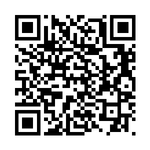 龙逸辰此刻也恢复了一如既往的冷酷二维码生成