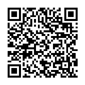 85坦克轰轰隆隆的在高扬他们前面不远的地方开了过去二维码生成